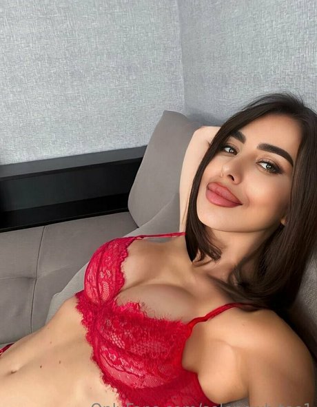 selenewhitee1 ポルノスター 写真