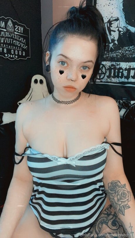 アマチュアアジア人OnlyFans アート裸 画像