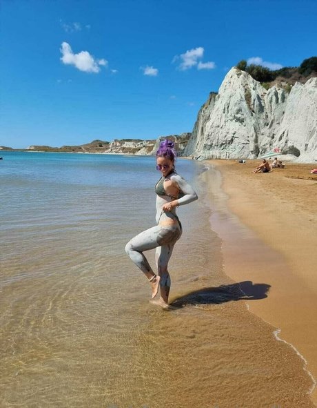 変態エボニーOnlyFans ポルノ 写真