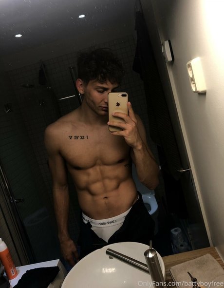 BBCフェイシャルOnlyFans アート裸 写真