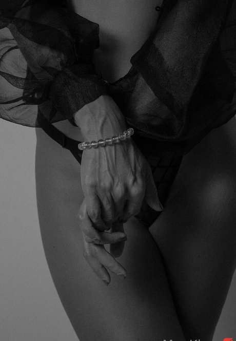 痩せたブロンドのOnlyFans 無料xxx 画像