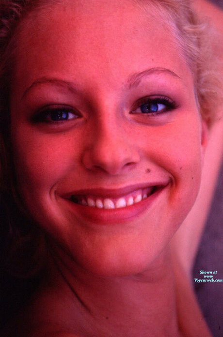 Divini Rae Sorenson 無料女優 写真