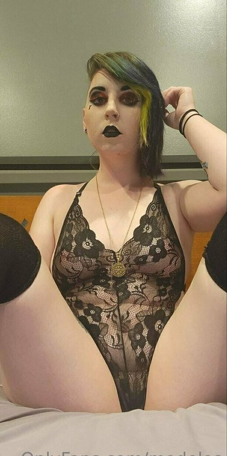 DMV オンリーファン 美しいヌード アーカイブ