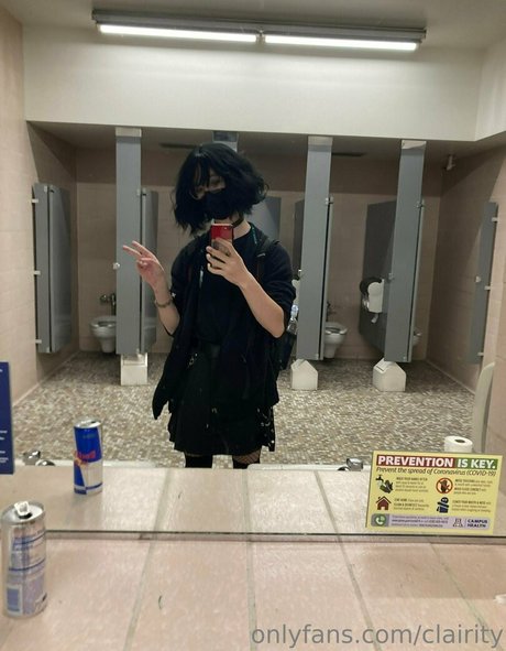 clairity ヌードスター 画像