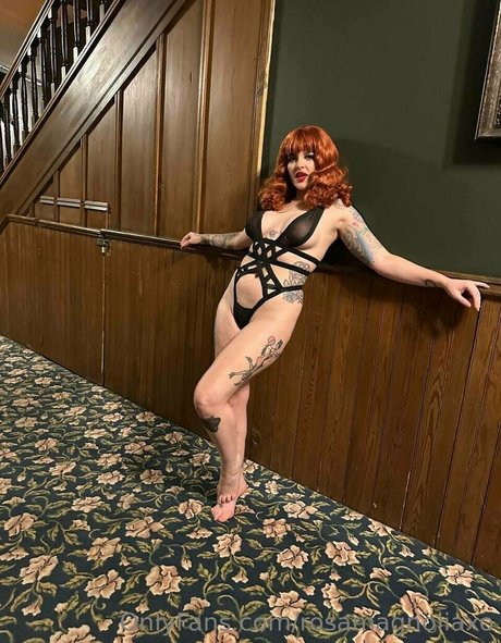 rosamagnoliaxo スター ヌード 写真