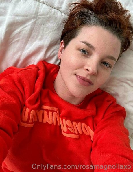 rosamagnoliaxo ポルノスター セクシー 写真