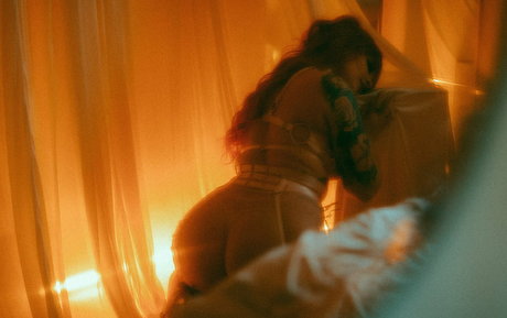 マッスルガールズOnlyFans アートポルノ 写真