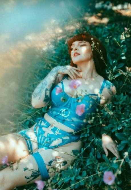 rosamagnoliaxo ポルノスター xxx 画像