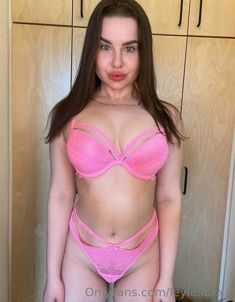 leyla luxxx アートモデル 写真