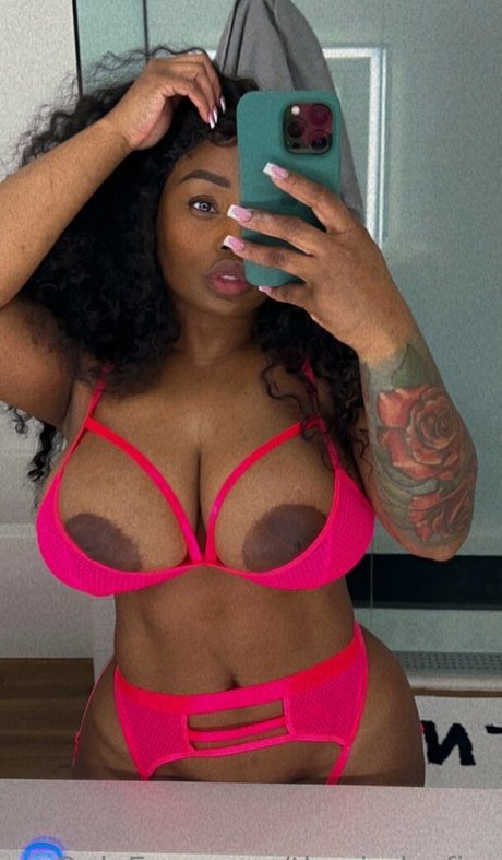 タイニーオンリーファン アートポルノ 写真