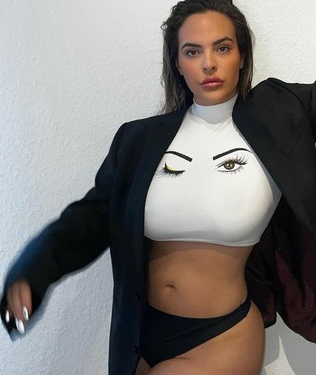 Patricia Pestana ヌードのポルノスター アーカイブ