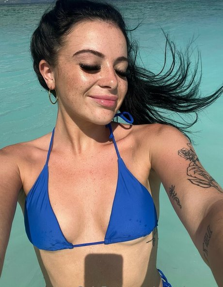 乱交OnlyFans 美しいヌード 写真