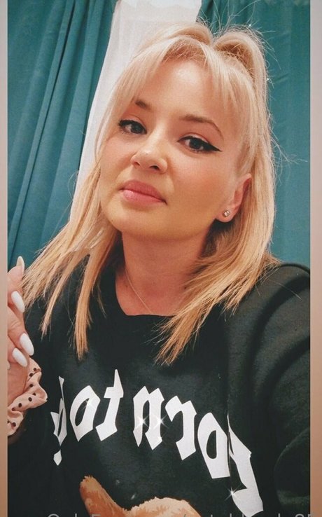 cuteblonde85 ヌードモデル 写真