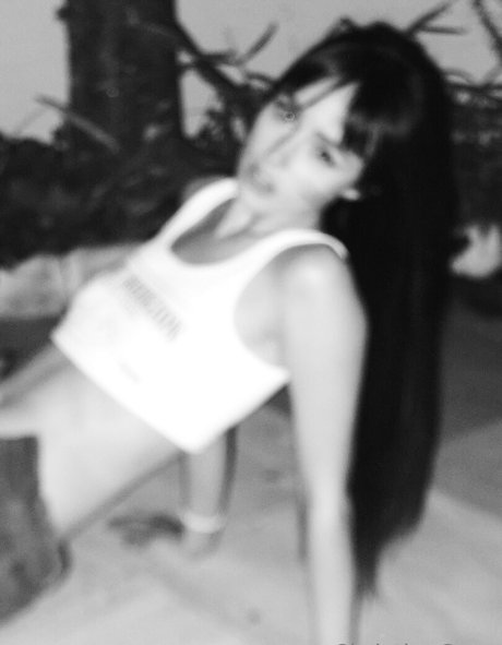 膨らみ OnlyFans 無料ヌード 写真