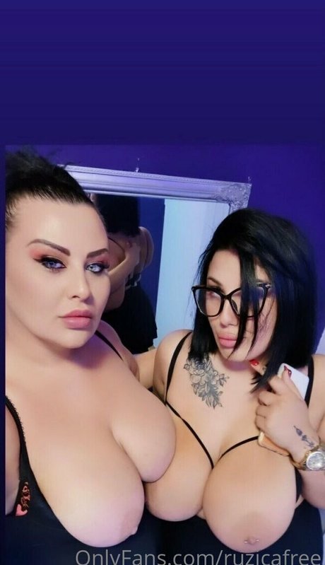 ruzicafree ポルノスター 写真