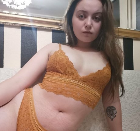 変態エボニーOnlyFans 無料裸 画像