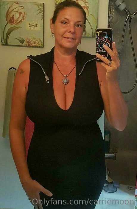 carriemoon 最高のモデル 写真