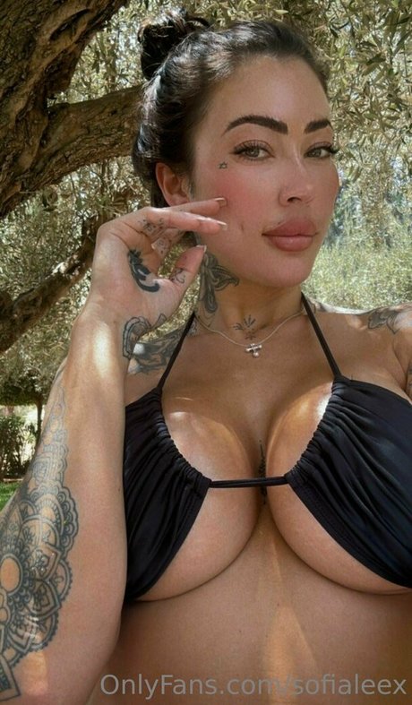sofialeex セクシーモデル ギャラリー