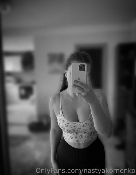 曲線美の裸OnlyFans ベスト 画像