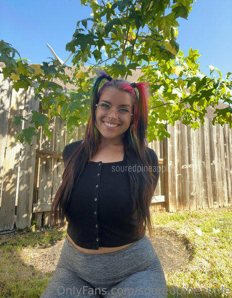 Souredpineapple アートスター 画像