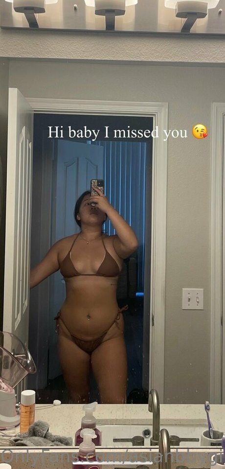 ゲイの若いOnlyFans アートヌード 画像