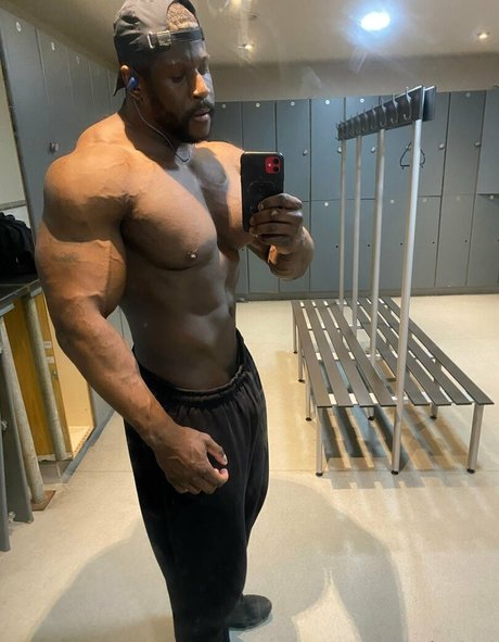 熟女 BBC OnlyFans 美しい裸 画像