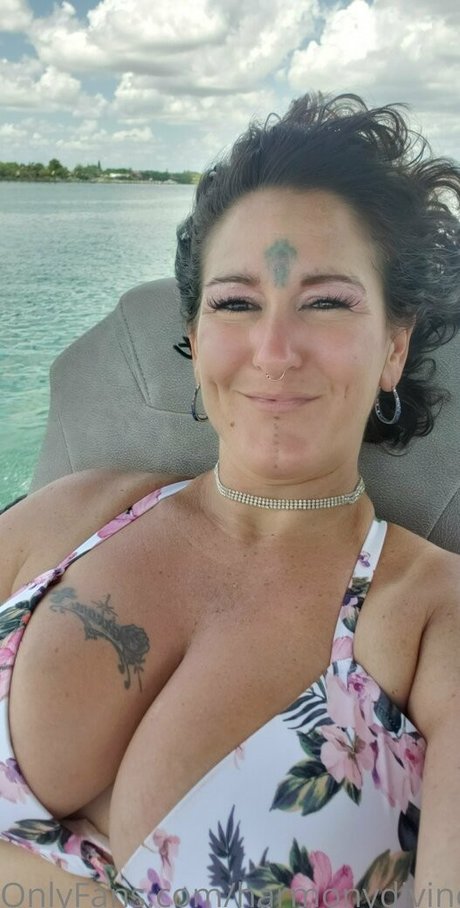 張りのあるおっぱいOnlyFans セクシーヌード ギャラリー