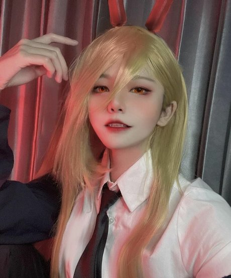 Aveline Tetsuya ホットモデル 画像