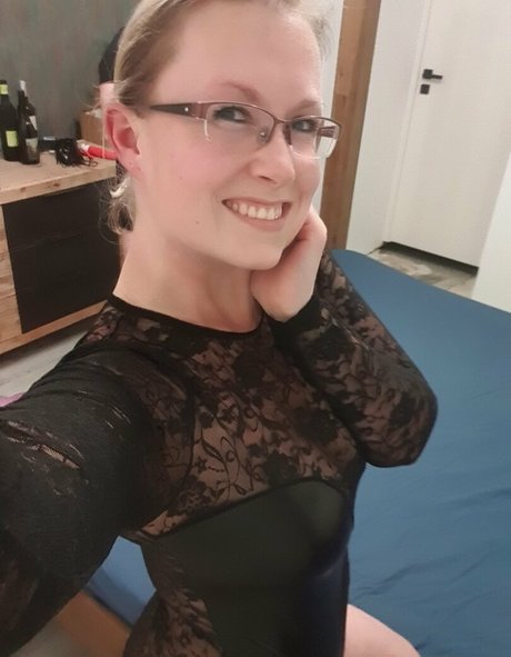 足ファックOnlyFans 裸 写真