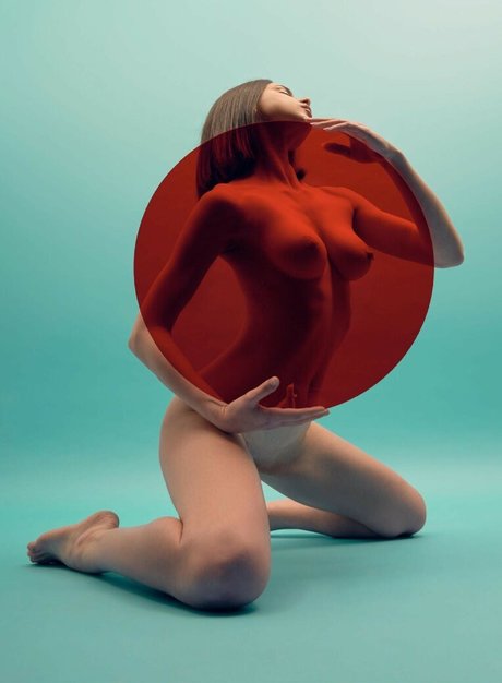 黒髪の熟女OnlyFans ポルノ ギャラリー