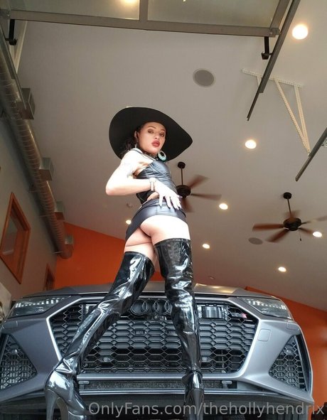 Holly Hendrix 女優 写真