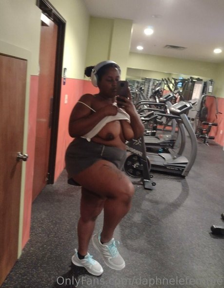 daphnelefemme セクシーなポルノスター 写真