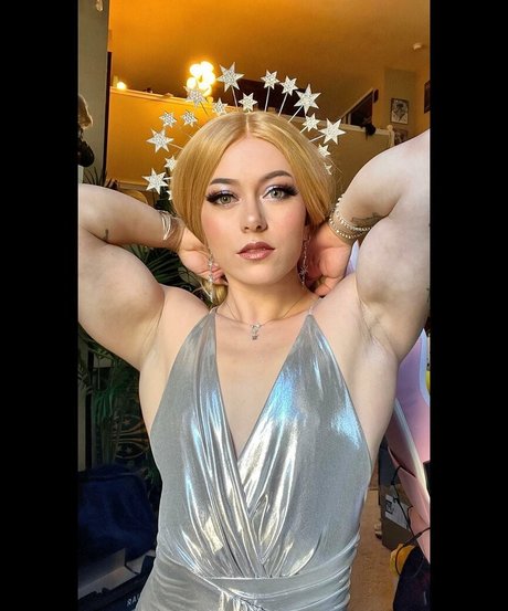 大きな黒い猫OnlyFans 美しいxxx 写真