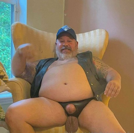 裸のトゥインクOnlyFans ヌード 写真