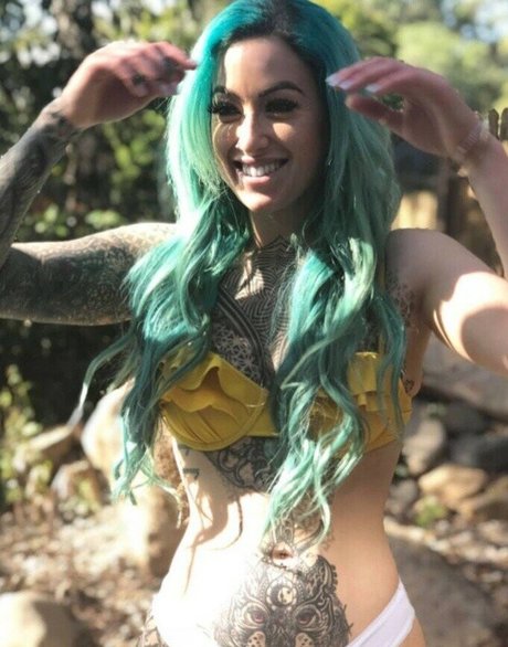 Summer Mcinerney 最高のモデル ギャラリー