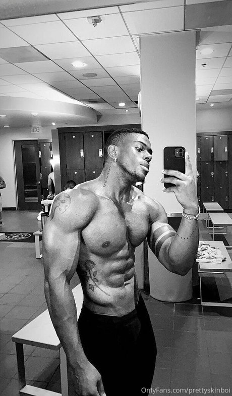 黒人のOnlyFans ベスト 写真