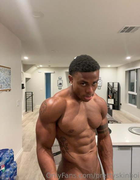 太った黒人女性OnlyFans トップ 写真