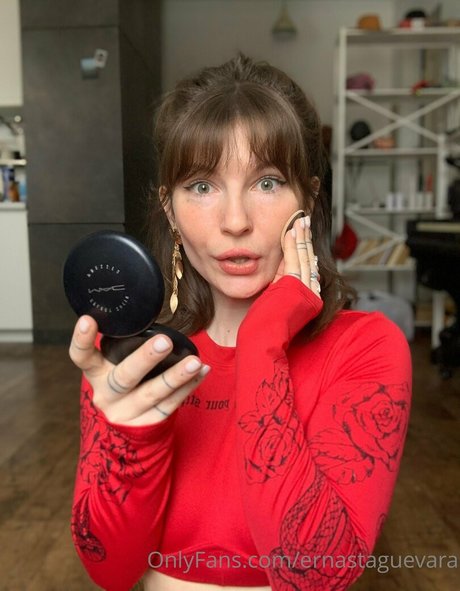 Ernesta Guevara 最高のモデル 写真