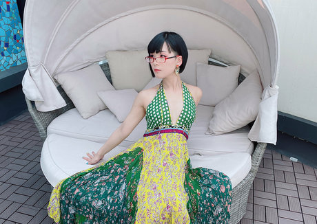 ぽっちゃり痴女OnlyFans ホットヌード 写真