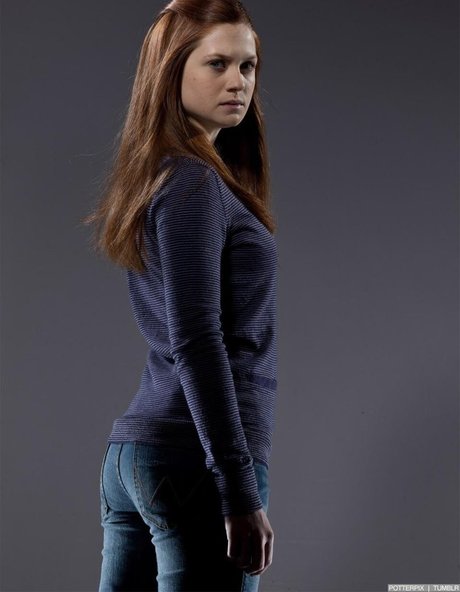 Bonnie Wright スターセックス 写真