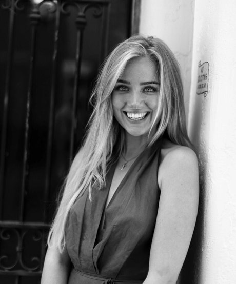 Eva Vlaardingerbroek かわいいモデル 写真