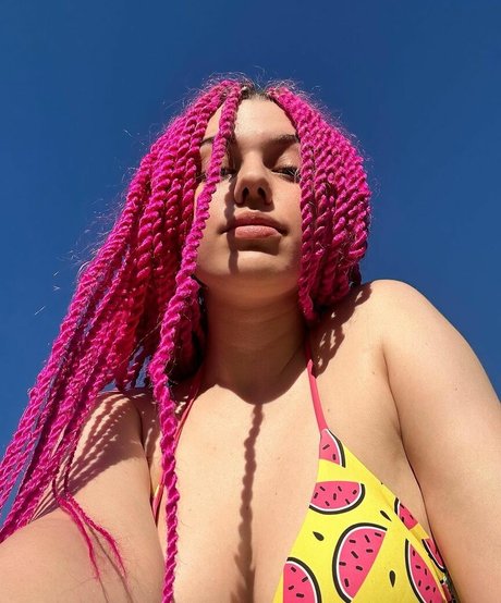 巨乳 射精 OnlyFans ポルノ 写真