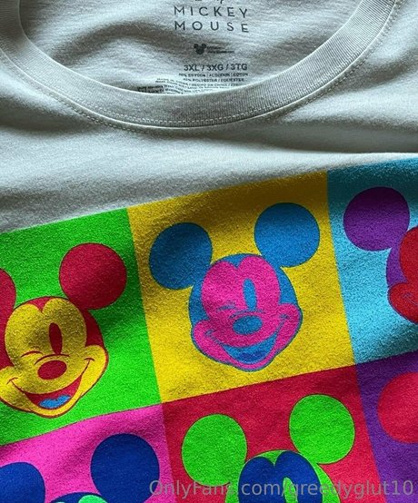 かわいい赤毛のOnlyFans ホット 画像