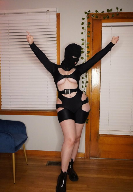 clara00ellis xxxポルノスター 写真