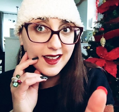 ASMR Alysaa 高品質モデル 写真