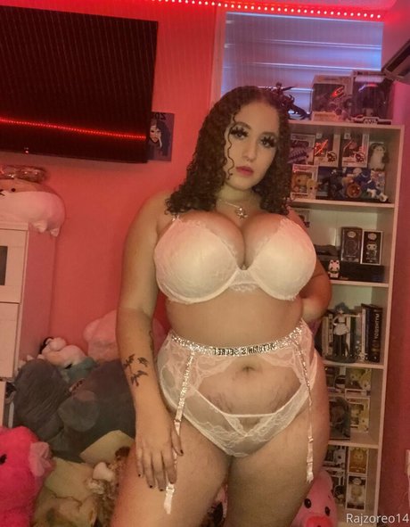 rajzoreo ヌード女優 ギャラリー