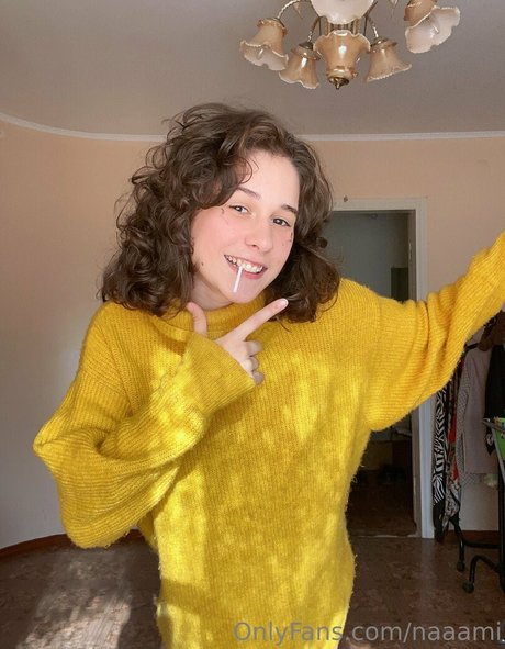 naaami ポルノスター 画像