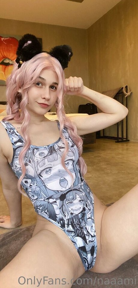 naaami 女優 画像