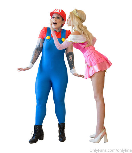 onlyfina セクシーモデル ギャラリー