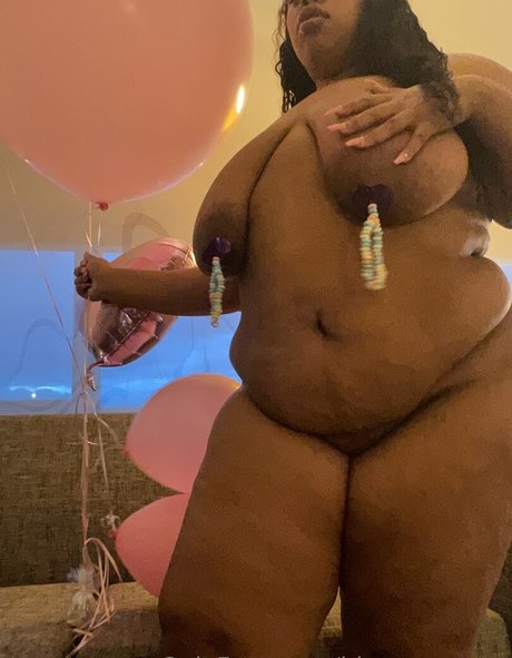 OnlyFansを無効にしました ホットヌード 写真